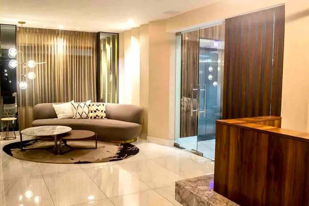 Luxury 1 Bdr , Rooftop Pool, Gym, In Downtown D2 산토도밍고 0*,  도미니카 공화국